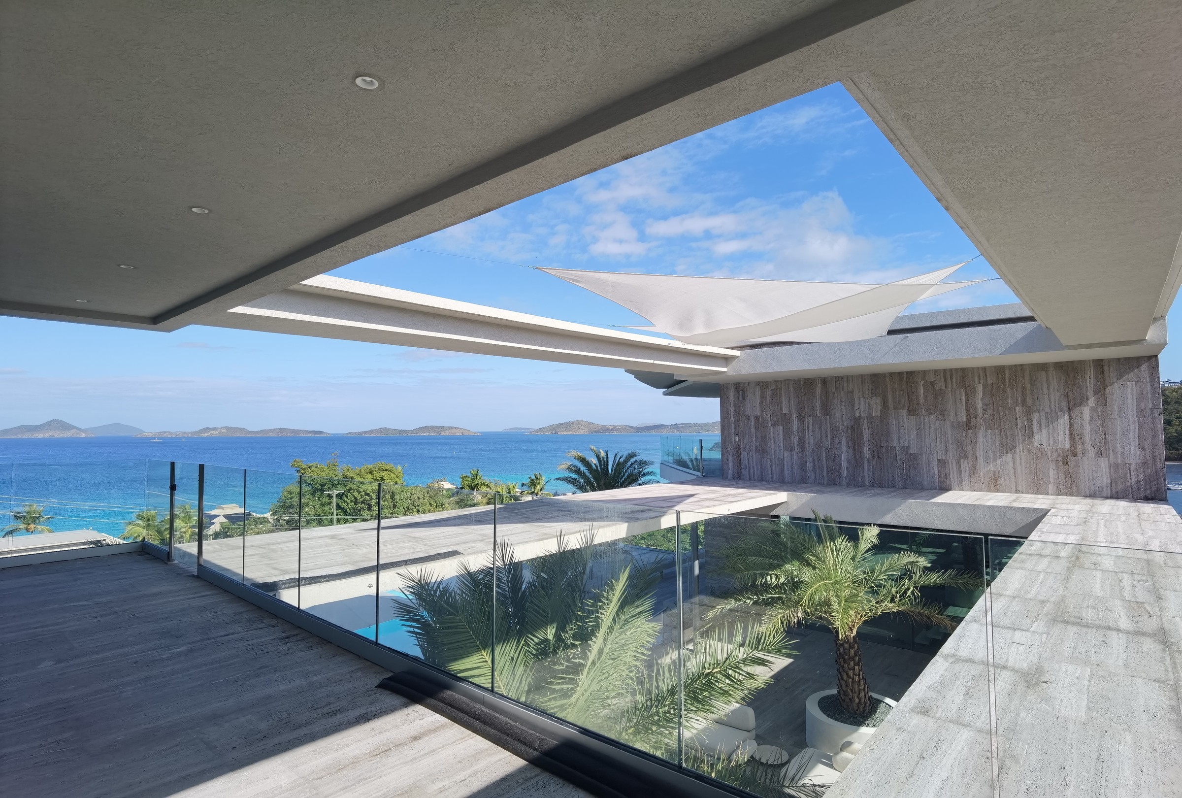 ST. JOHN, EUA, terraço com vista para o mar